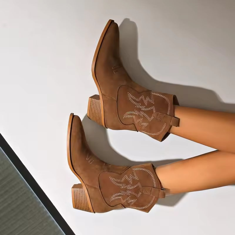 Must-Have Boots for Fall 2025 Step Into the Season in Style